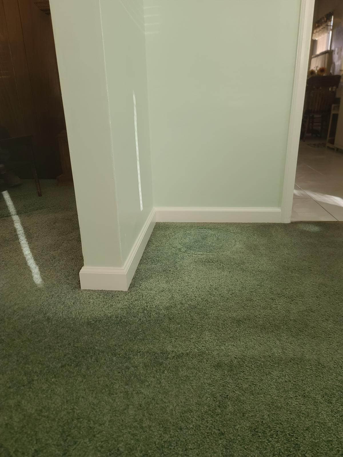 baseboard-painting-prep