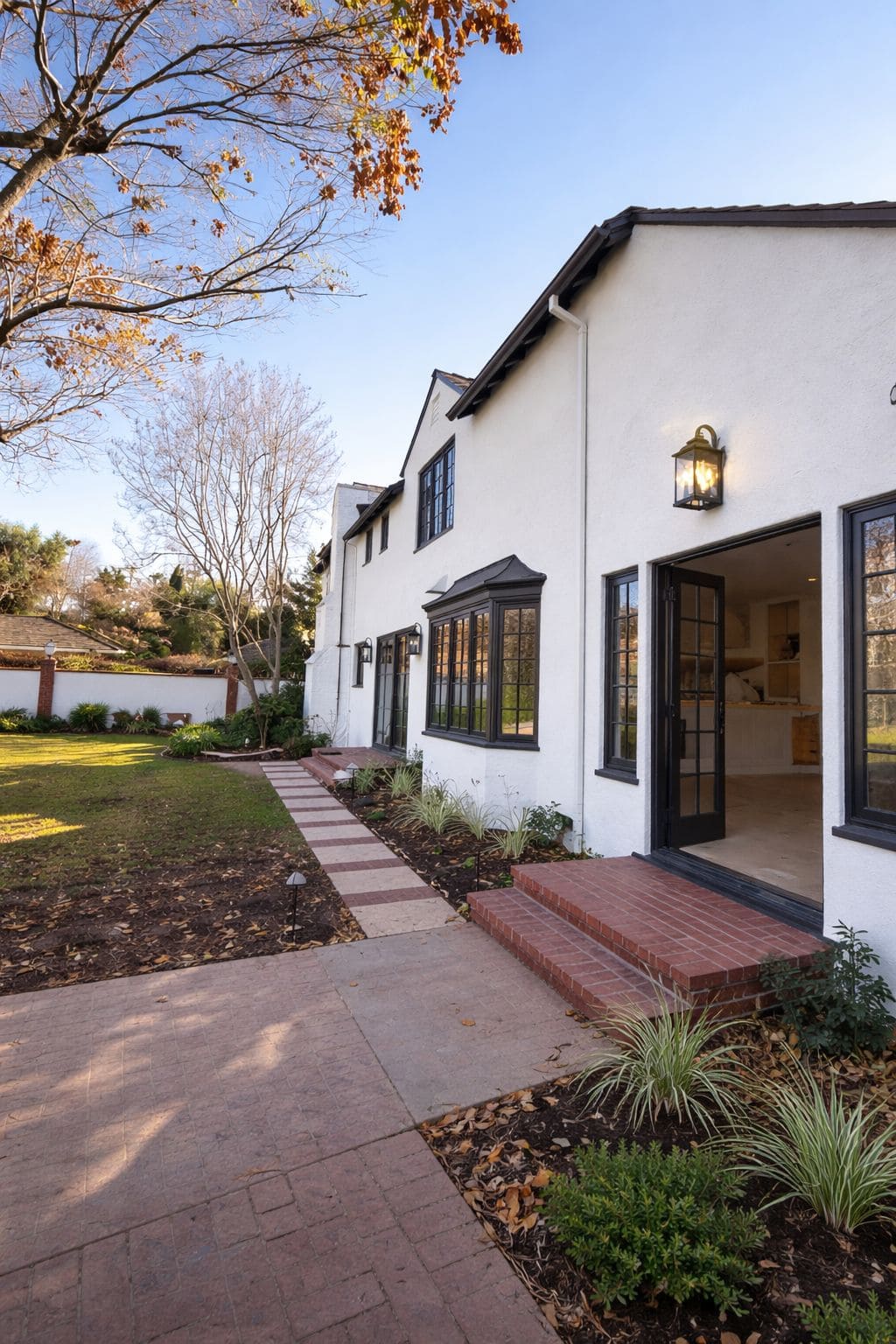 Exterior painting Altadena CA - GQ Custom Painting